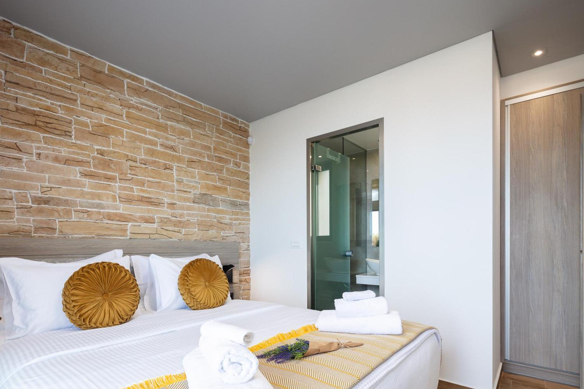 Oinolithos Luxury Villas Каламаки Экстерьер фото